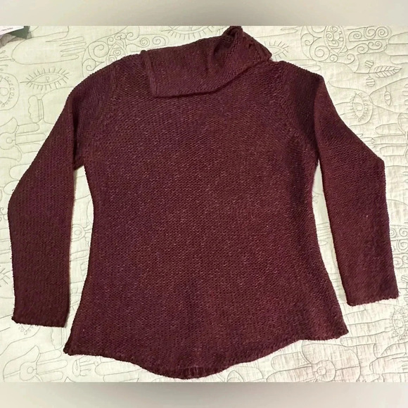 Anthropologie Moth Beautiful Cozy Burgundy Sweater Size M - Picture 3 of 11